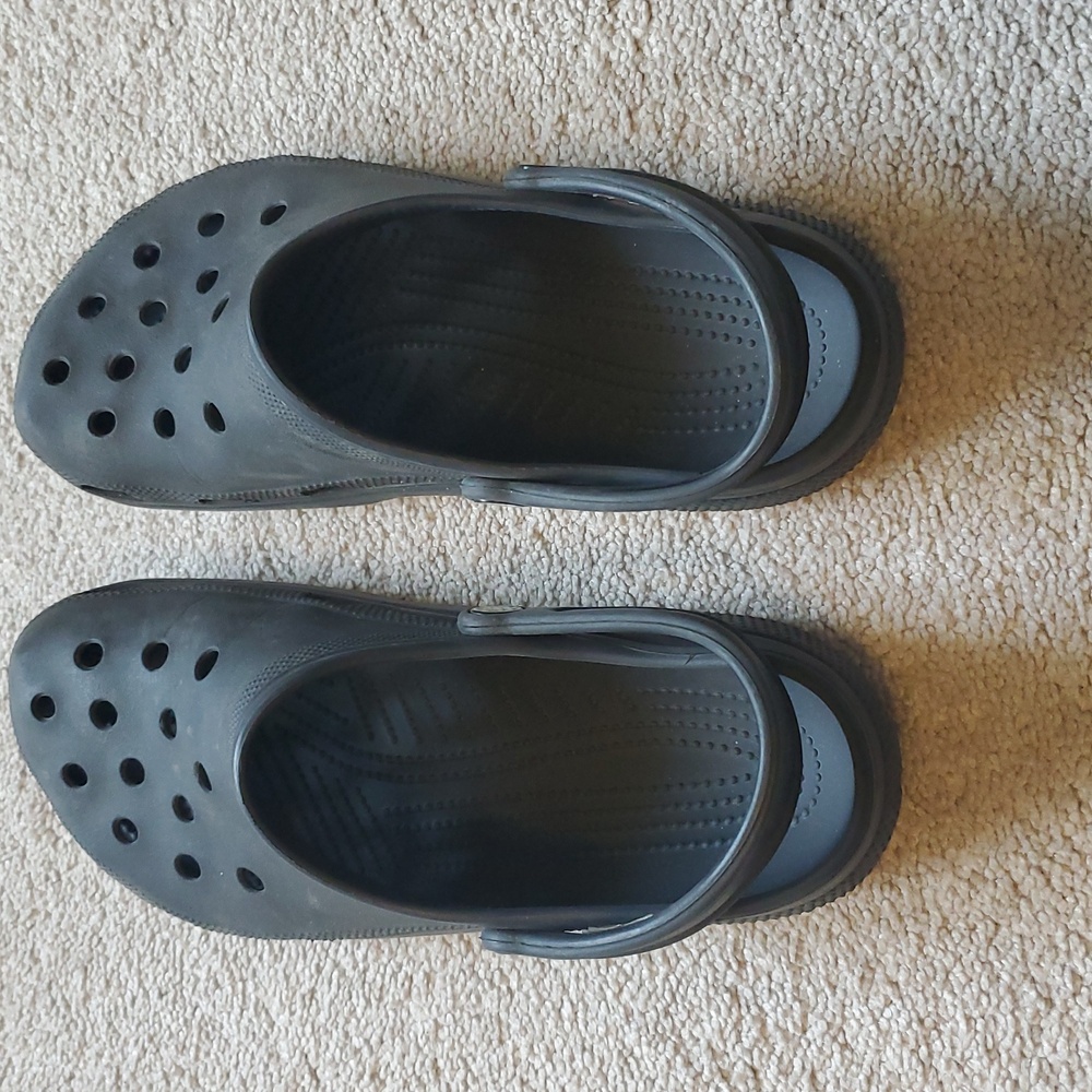 Crocs - Picture 3 of 7